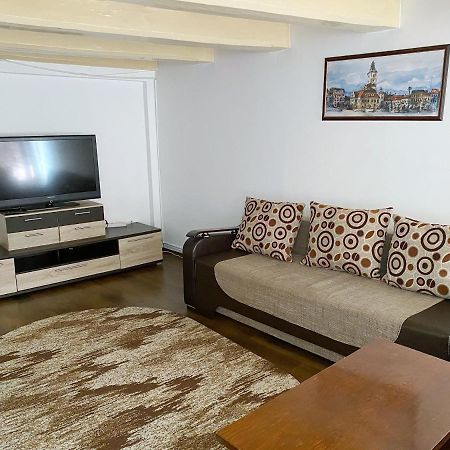 Sauna Apartament Брашов Екстериор снимка